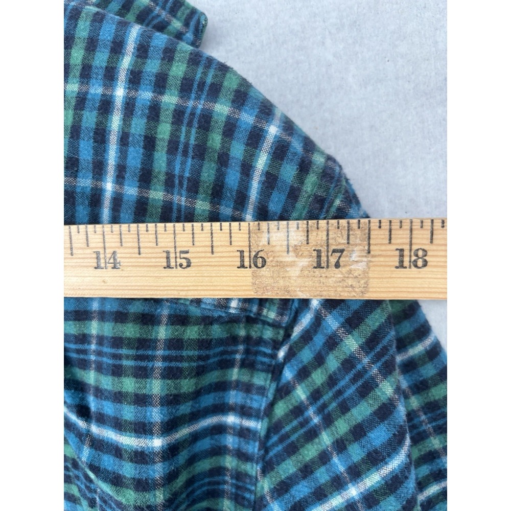 LL Bean Button Up Green Plaid Flannel Shirt Mens M Slightly Fitted Outdoor - Picture 7 of 8